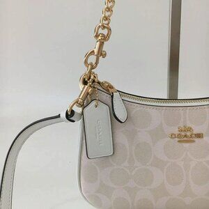 Coach Teri Shoulder Bag In Signature Canvas CA548